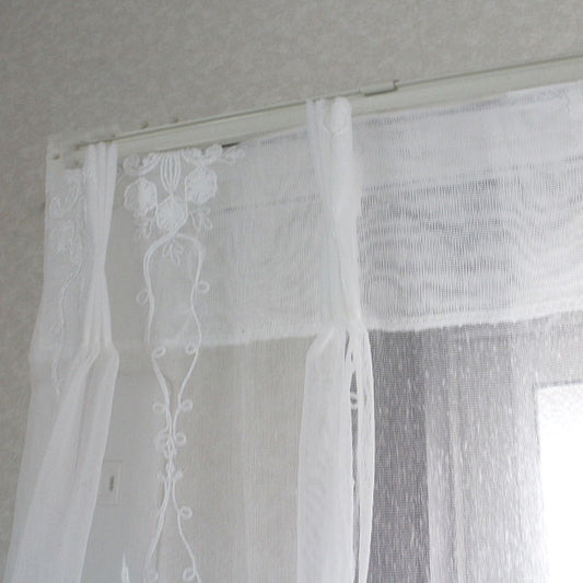 エレガントな刺繍がキレイなデザインのレースカーテン Torbal - トルバル