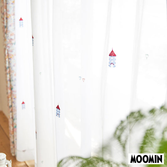 【MOOMIN ムーミン】MOOMIN HOUSE voile ムーミンハウス ボイル ムーミンやしきを高密度な刺繍で表現したレースカーテン 幅100×丈133～198cm(1枚入)