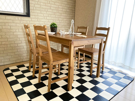 汚れても拭き取るだけでキレイ！はっ水＆抗菌加工防炎ダイニングラグ Merlin - マーリン