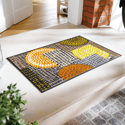 室内・屋外どちらでも使える機能性と丈夫さが魅力の洗える玄関マット 50×75cm 75×120cm  wash+dry(ウォッシュ アンド ドライ) Ethno Pop orange