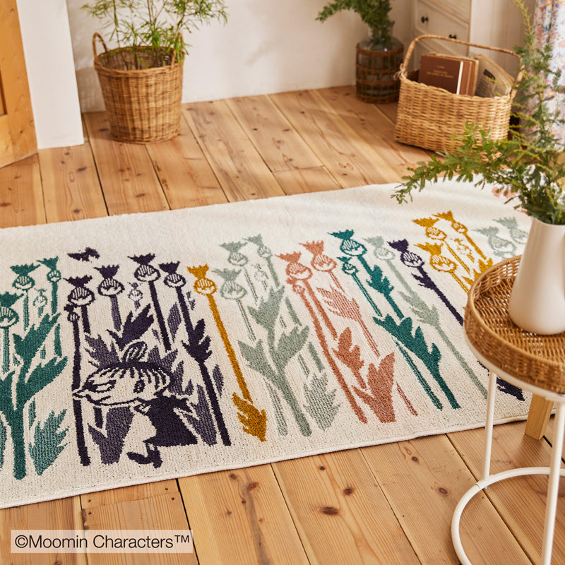 お花畑からひょこっと顔を覗かせるちびのミイ  LITTLE MY WILD FLOWER RUG - リトルミイワイルドフラワーミックス 約130×185cm