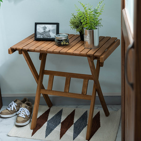 アウトドアやテラスなど様々なシーンで活躍するロールトップテーブル Sサイズ