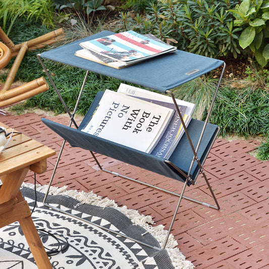 折りたたみができ持ち運びが手軽に行えるフォールディングサイドテーブル