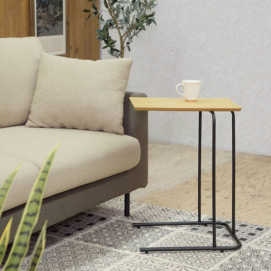 スチール脚を使用したスッキリとしたデザイン アーロン サイドテーブル