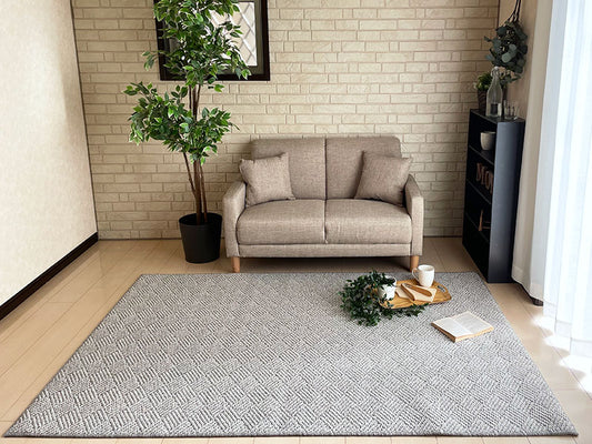ウール素材100％！夏涼しくて、冬は暖かいオールシーズン国産防音ラグ Greezy - グリージー