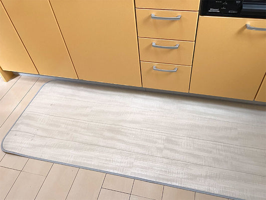 汚れても拭き取るだけでキレイ！はっ水・抗菌・防炎機能付きキッチンマット幅40cmタイプ＜Jericho - ジェリコ＞