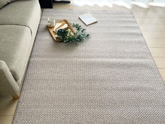 ウール素材100％！夏涼しくて、冬は暖かいオールシーズン国産防音ラグ Remmings - レミングス